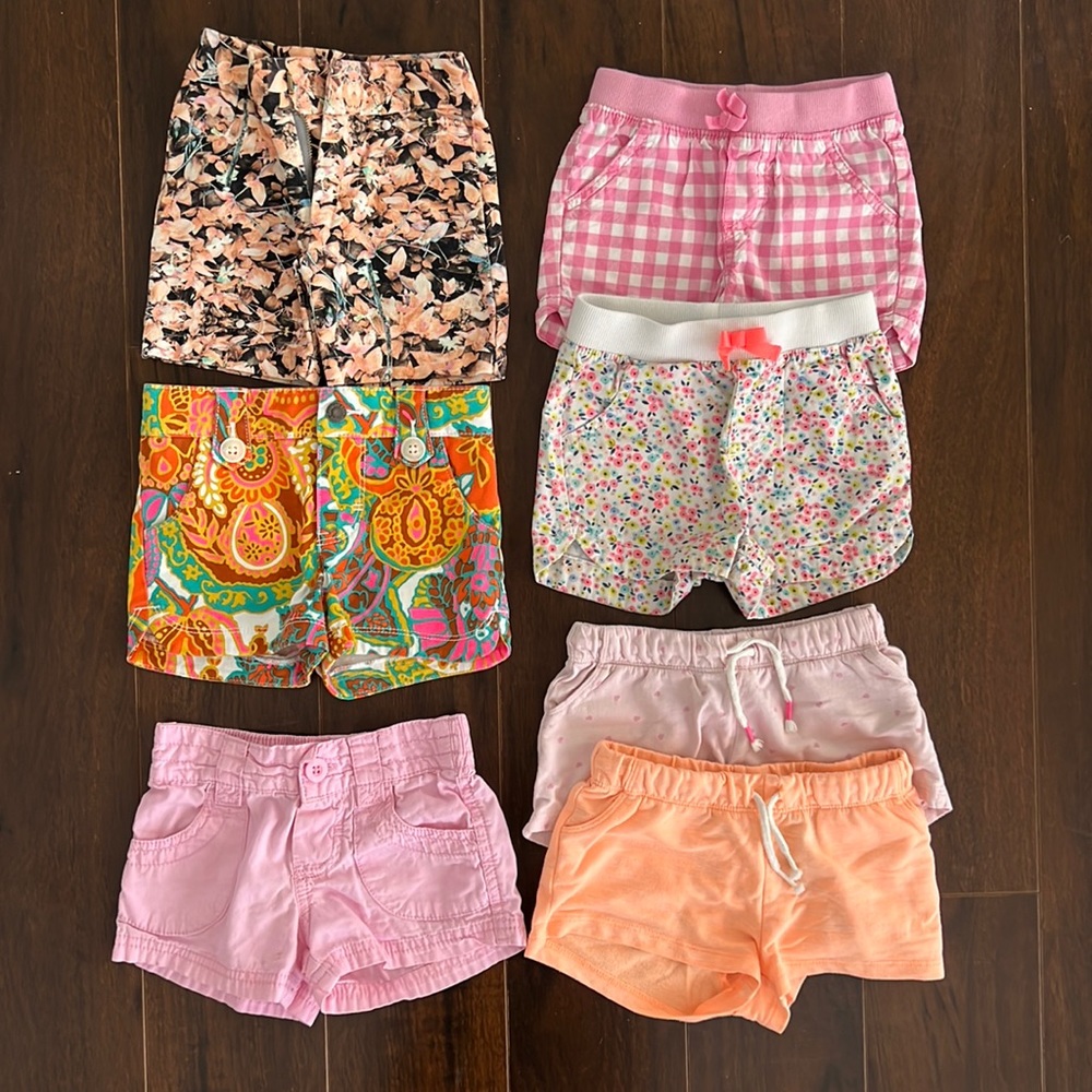 Kids bundle!!! Little girl 2T shorts - this bundle includes 7 shorts
